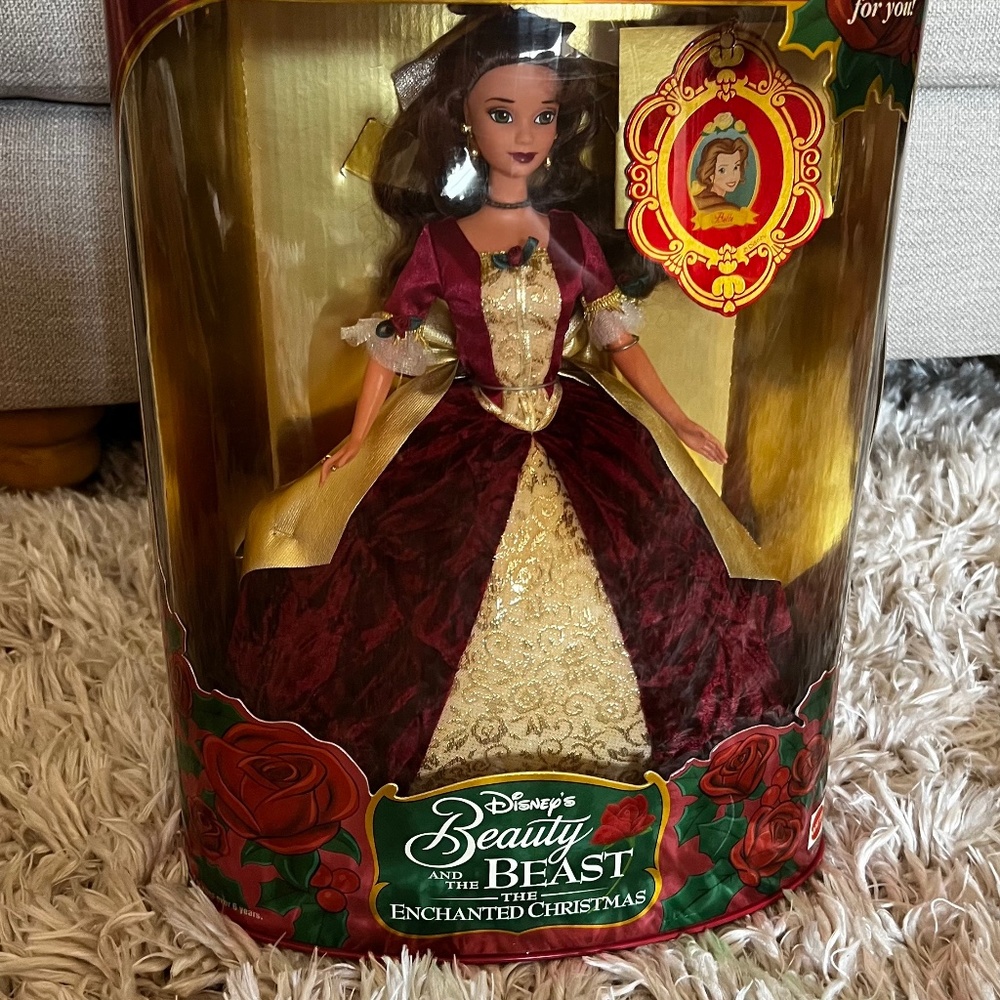 HOLIDAY PRINCESS BELLE BARBIE SPECIAL EDITION 1997 DISNEY'S BEAUTY AND THE BEAST